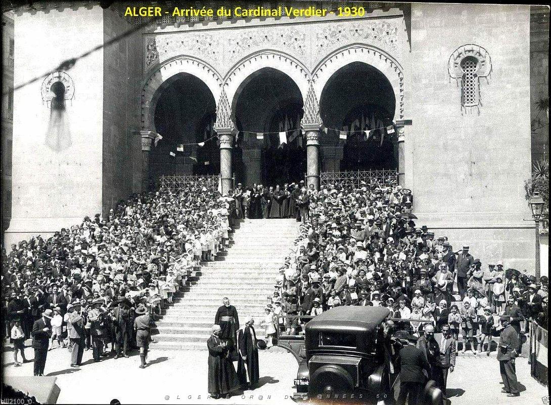 1927- Alger - Arrivee du Cardinal Verdier 1930.jpg